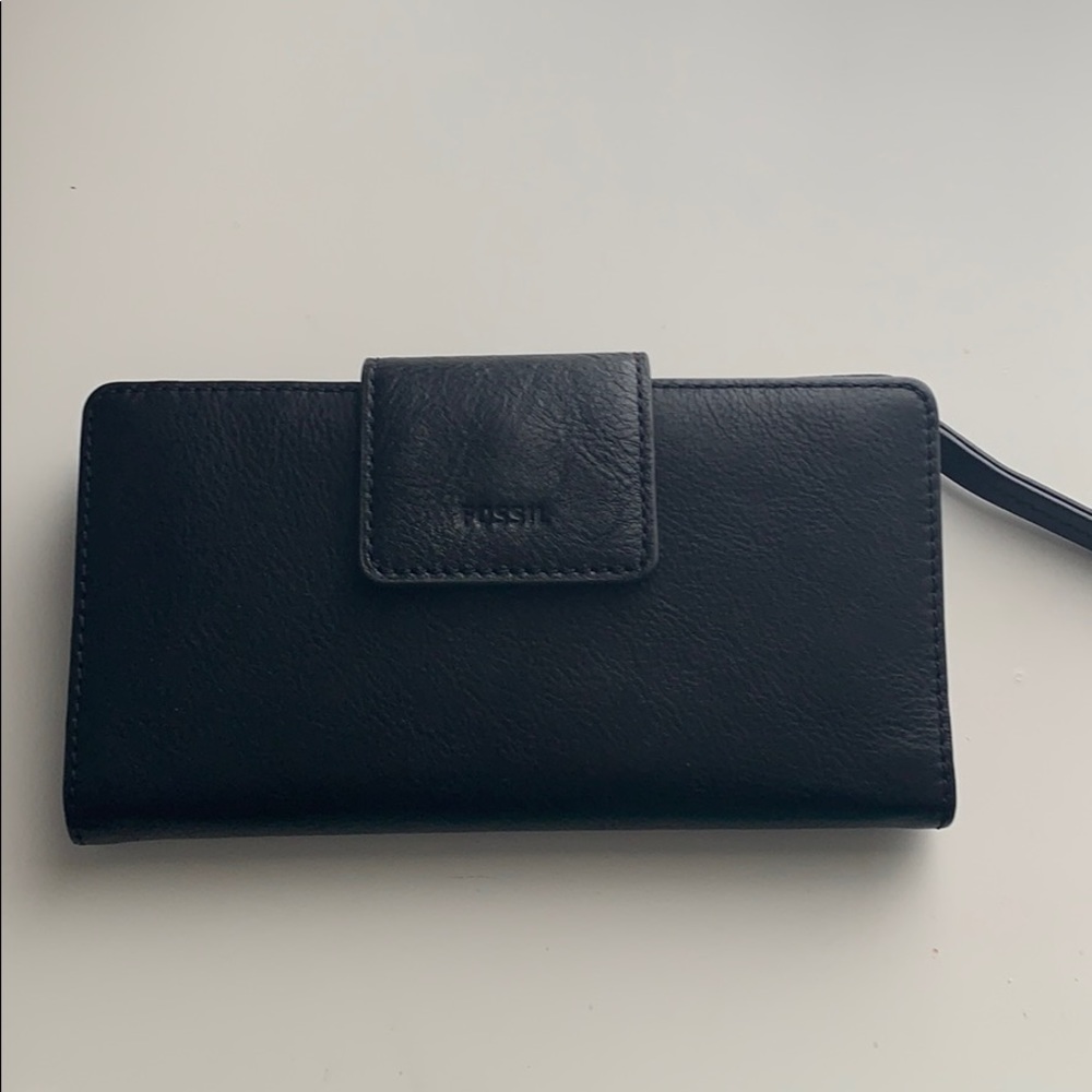 fossil women’s wallet